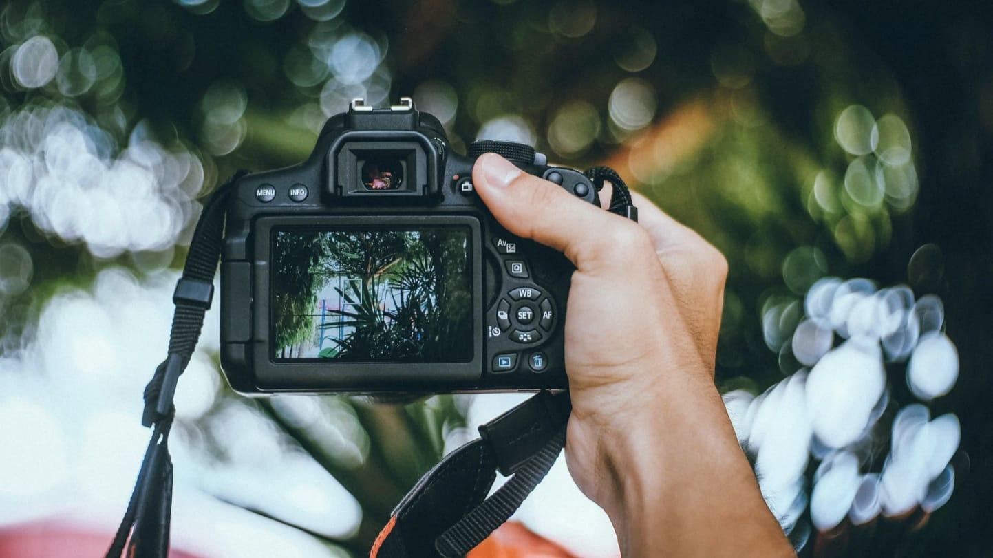 Image News KETAHUI ATURAN-ATURAN FOTO SAAT DI ARAB SAUDI, JANGAN SAMPAI ASAL JEPRET