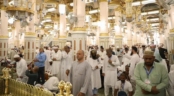 Image News TRANSFORMASI DIGITAL IBADAH: NUSUK CATAT REKOR 54.000 PEMESANAN ZIARAH RAUDHAH PERHARI